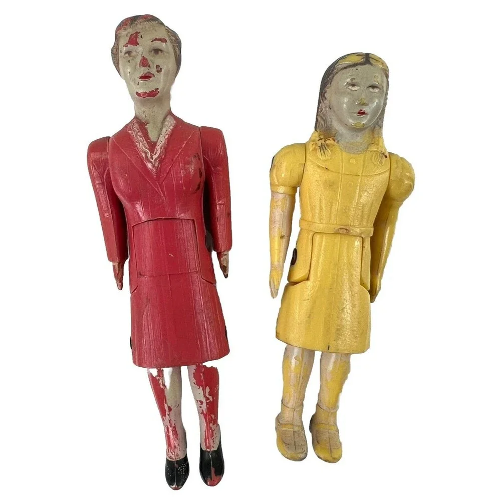 Vintage 1950's RENWAL Jointed Dollhouse MOTHER & DAUGHTER Plastic Toy Figures